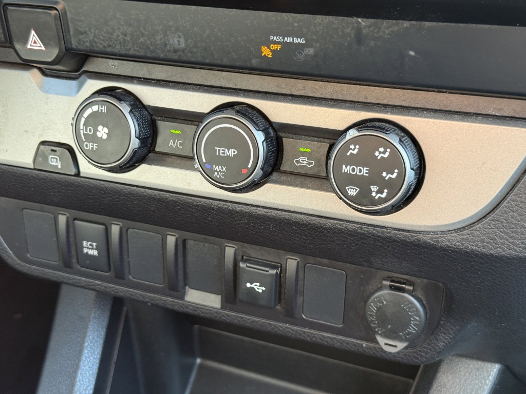 2022 Toyota Tacoma Image 20