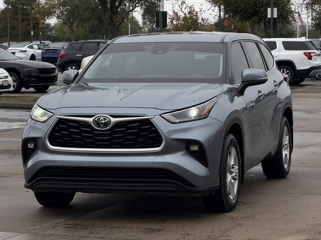 2022 Toyota Highlander Image 5