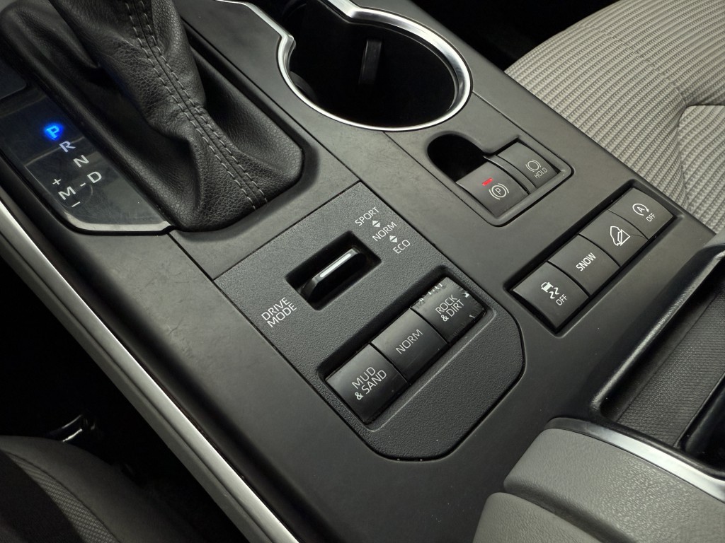 2022 Toyota Highlander Image 24