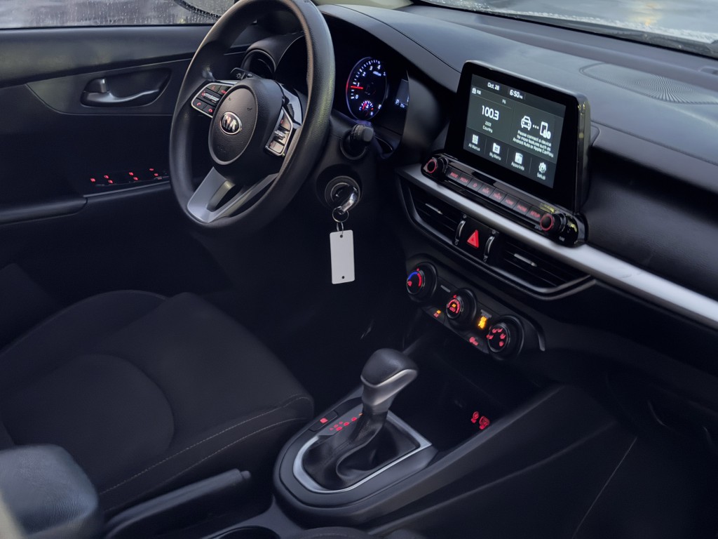 2021 Kia Forte Image 12