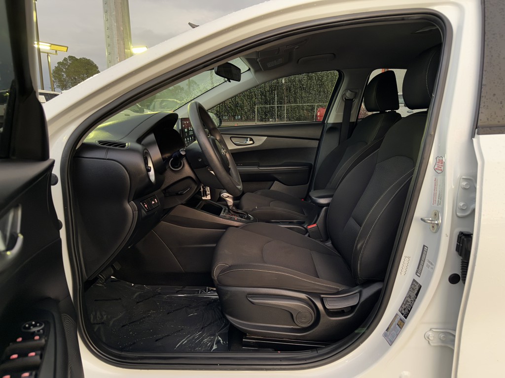 2021 Kia Forte Image 22