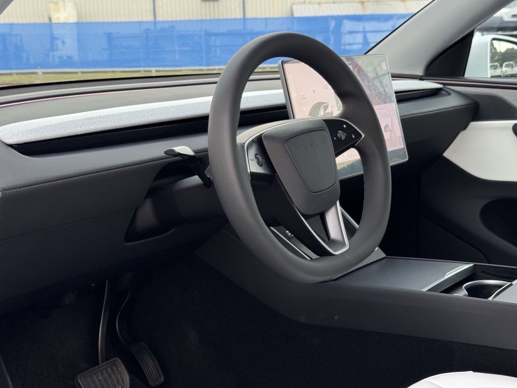 2026 Tesla Model Y Image 13