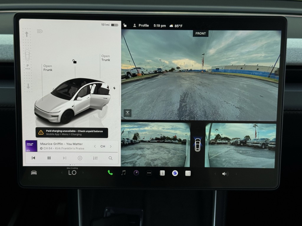 2026 Tesla Model Y Image 18