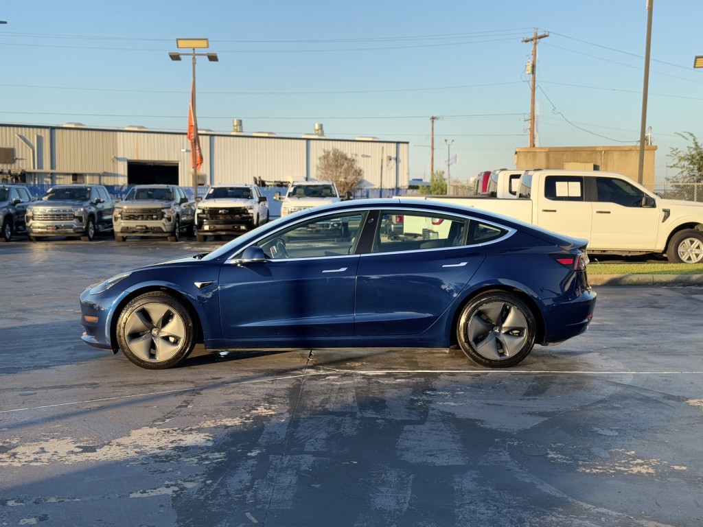 2019 Tesla Model 3 Image 10