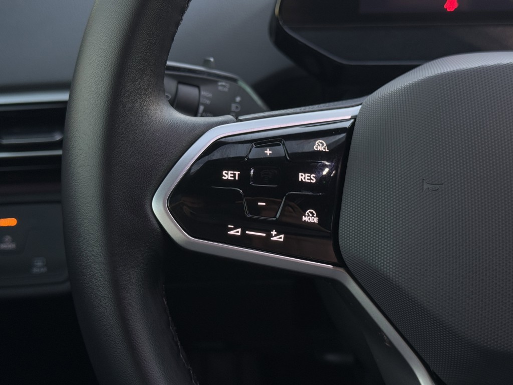 2025 Volkswagen Id.4 Image 16
