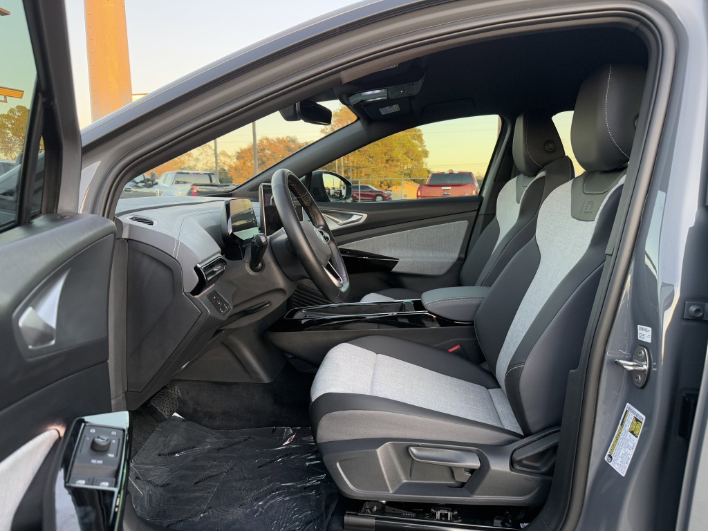 2025 Volkswagen Id.4 Image 25