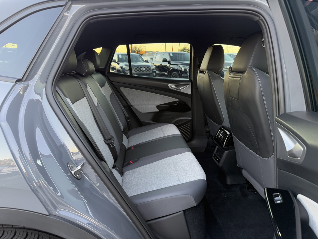 2025 Volkswagen Id.4 Image 27