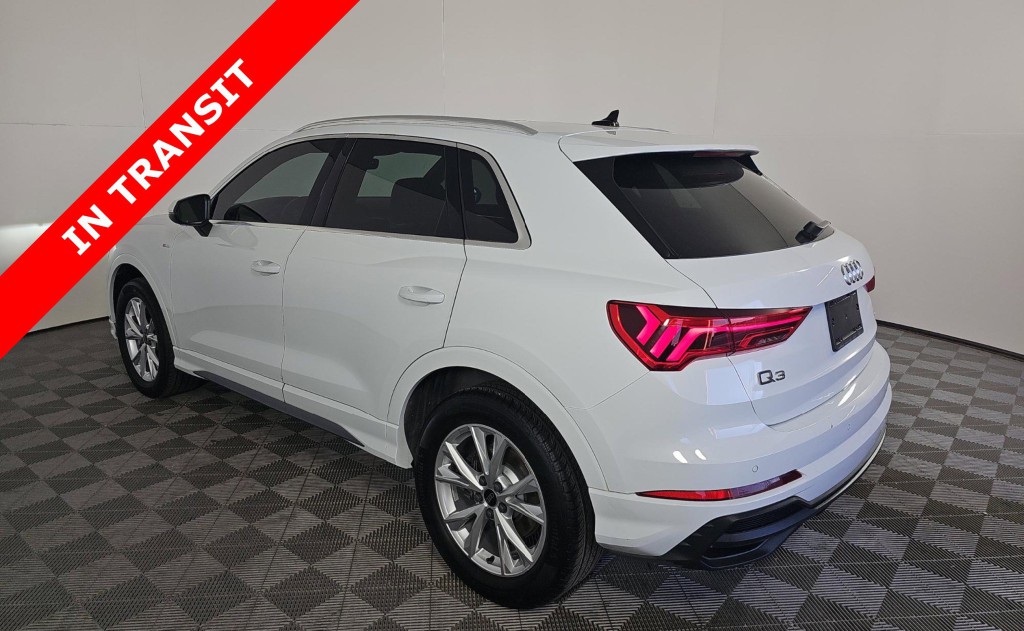 2024 Audi Q3 Image 6
