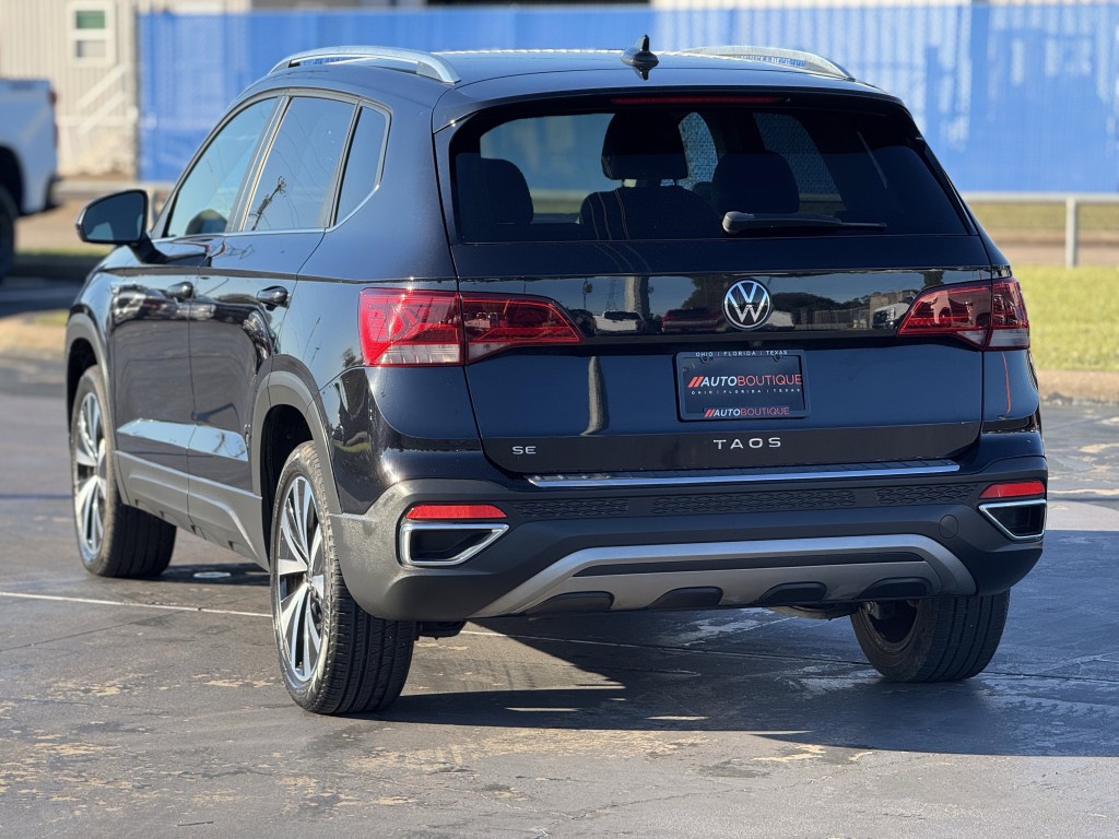 2022 Volkswagen Taos Image 8