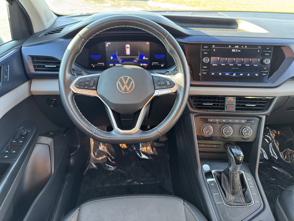 2022 Volkswagen Taos Image 14