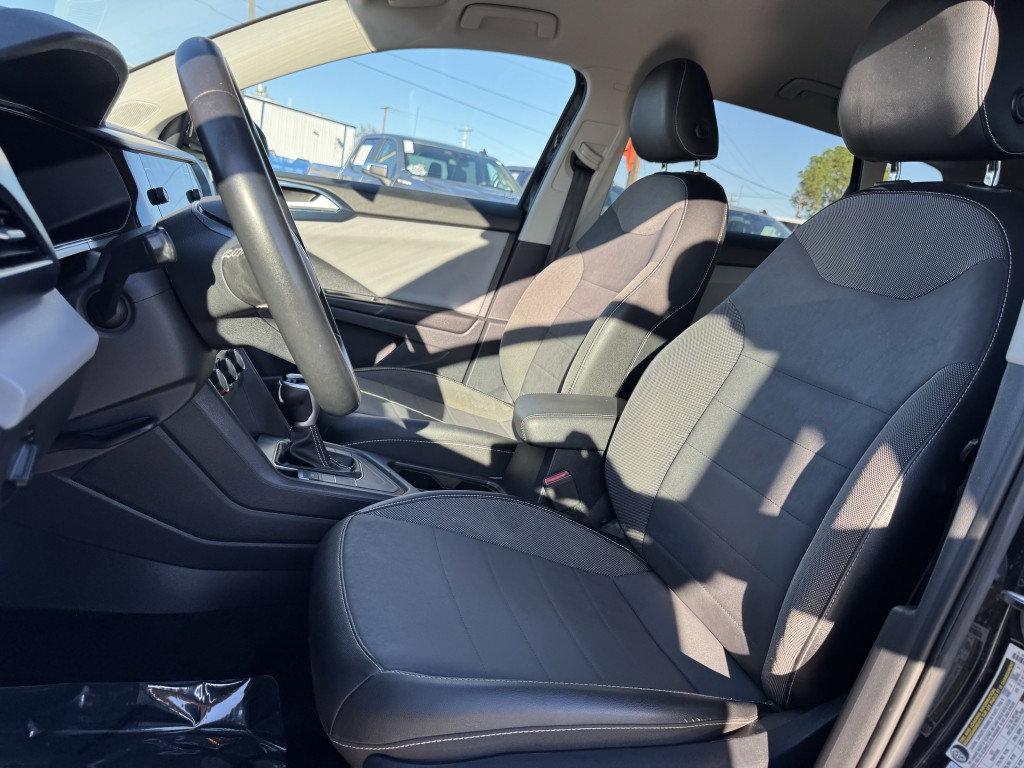 2022 Volkswagen Taos Image 23