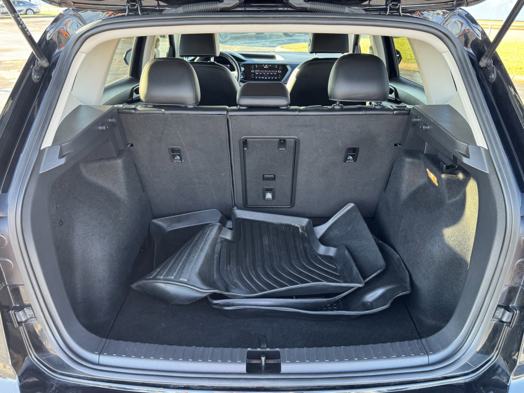 2022 Volkswagen Taos Image 27