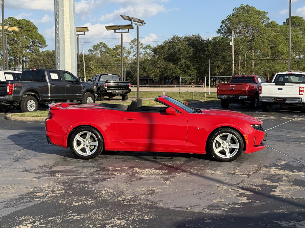 2020 Chevrolet Camaro Image 10