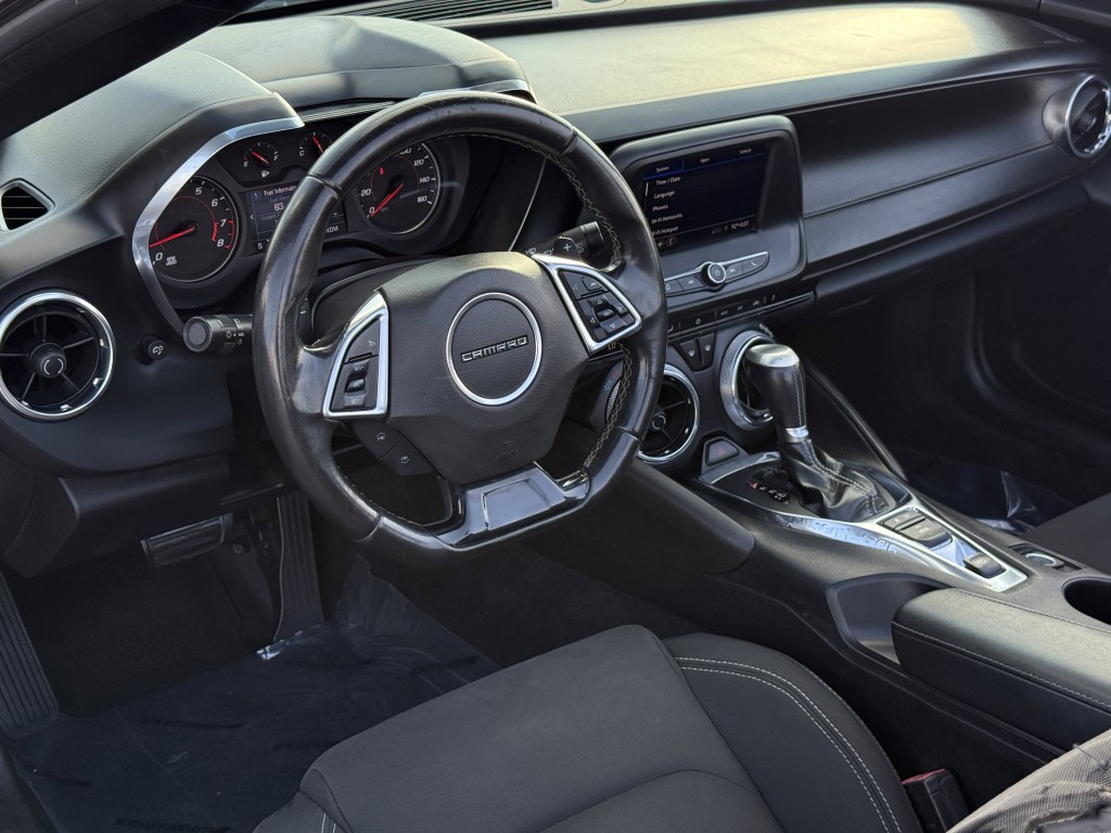 2020 Chevrolet Camaro Image 13