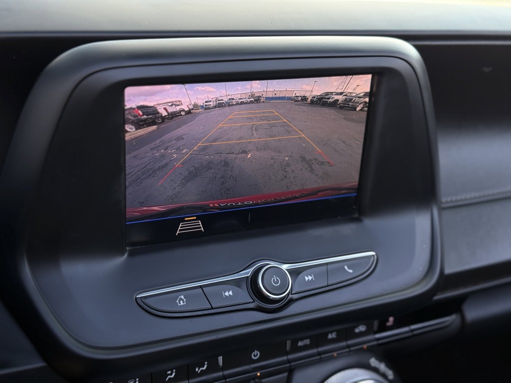 2020 Chevrolet Camaro Image 21