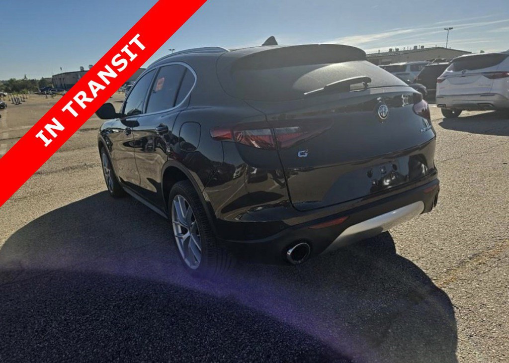 2019 Alfa Romeo Stelvio Image 7