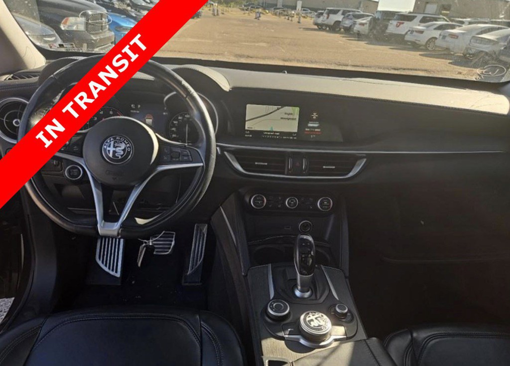 2019 Alfa Romeo Stelvio Image 8