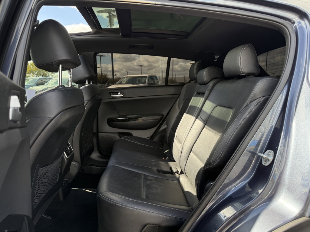 2020 Kia Sportage Image 32