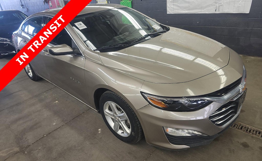 2024 Chevrolet Malibu Image 1