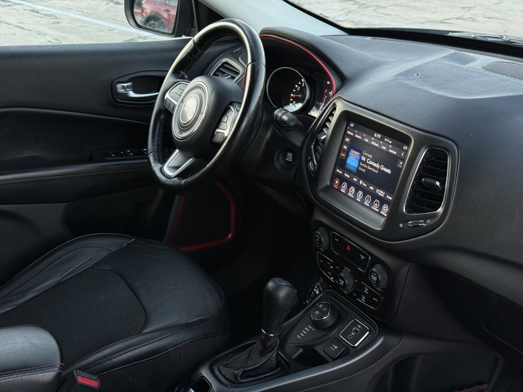 2020 Jeep Compass Image 14