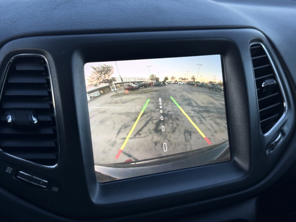 2020 Jeep Compass Image 23