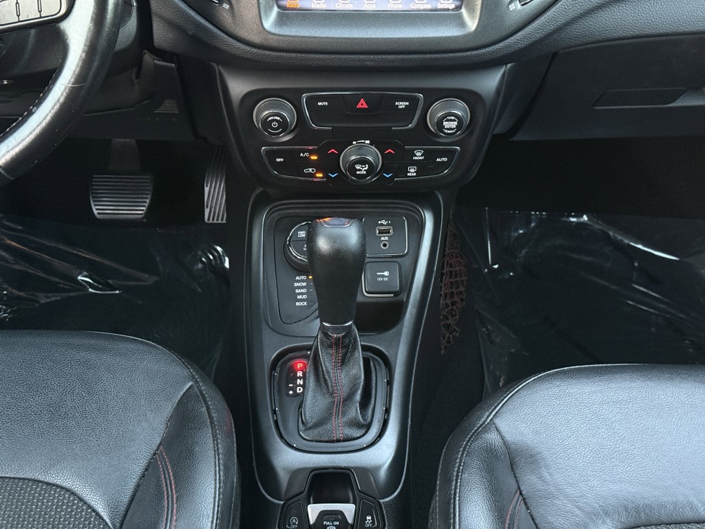 2020 Jeep Compass Image 24