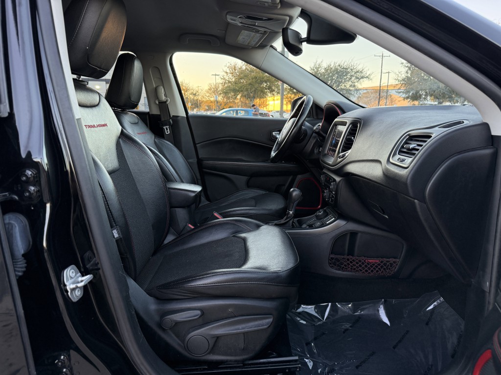 2020 Jeep Compass Image 27