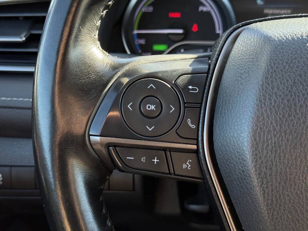 2022 Toyota Camry Image 16