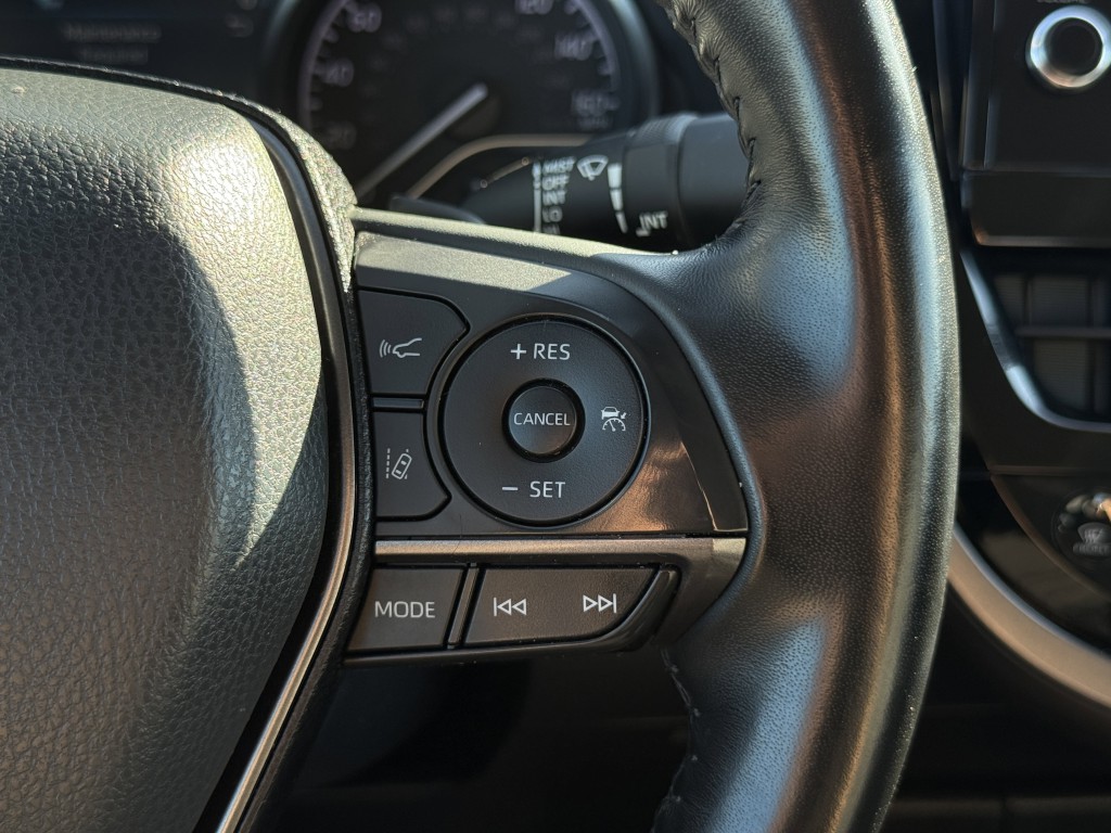 2022 Toyota Camry Image 17