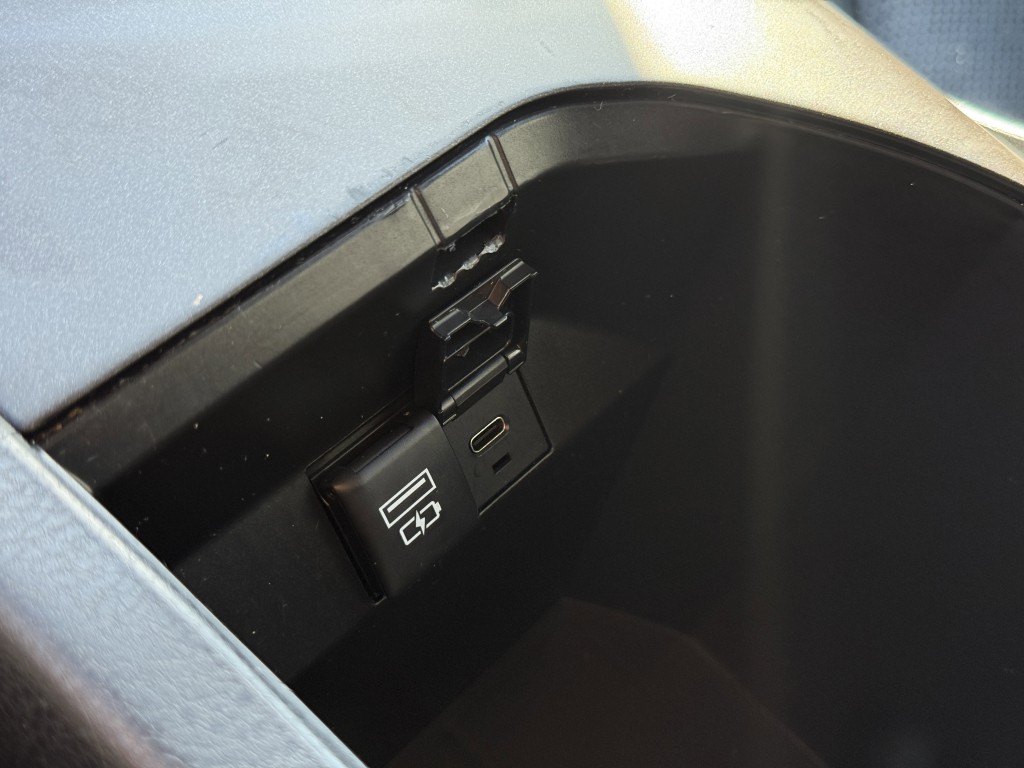 2022 Toyota Camry Image 21