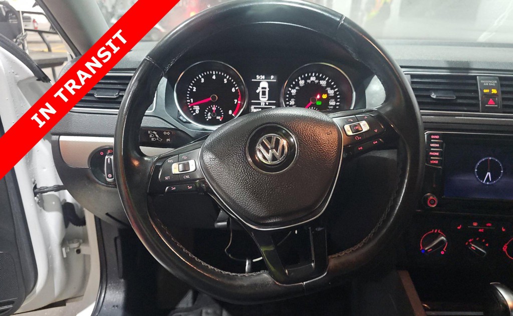 2017 Volkswagen Jetta Image 8