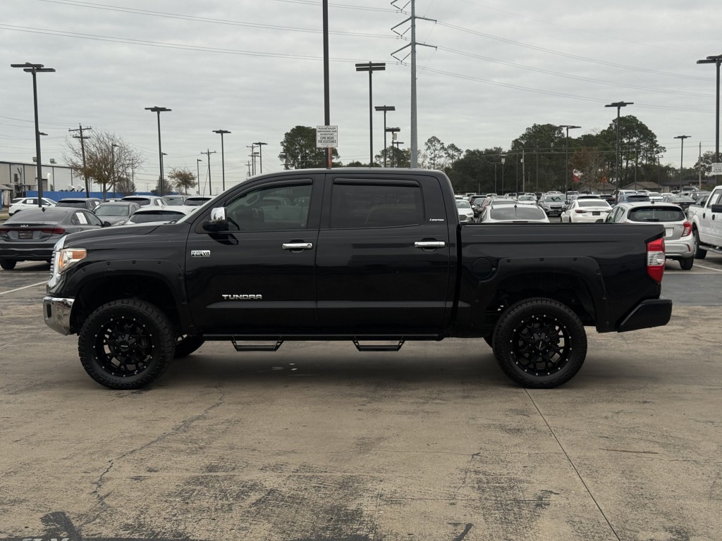 2017 Toyota Tundra Image 11