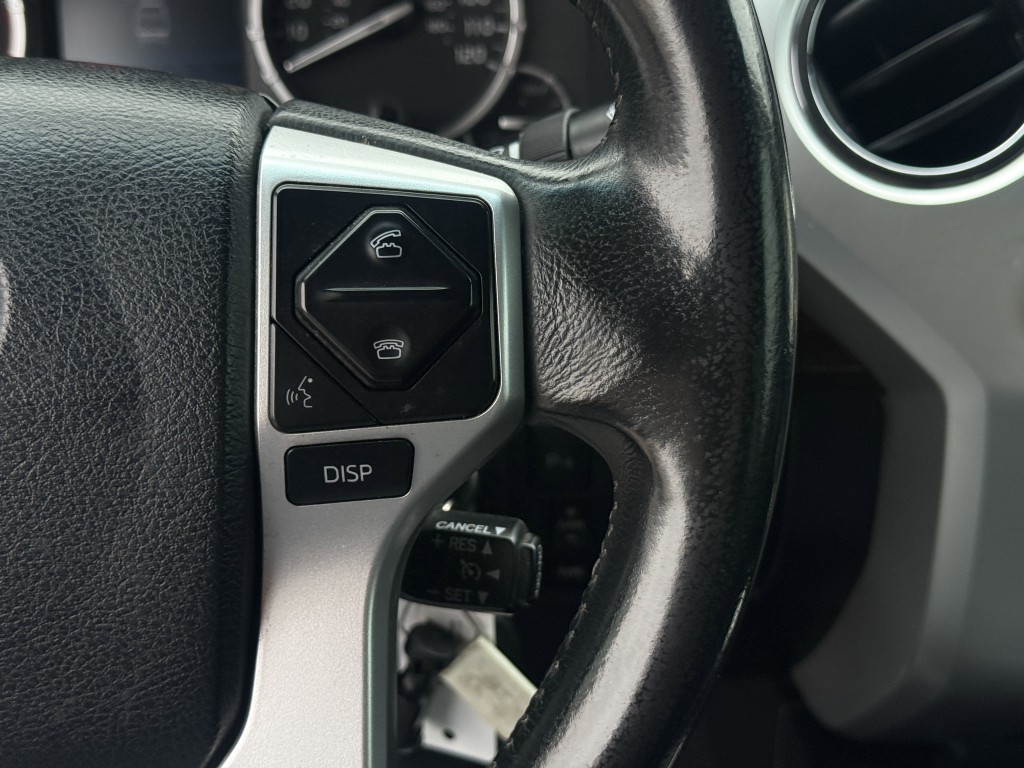 2017 Toyota Tundra Image 19