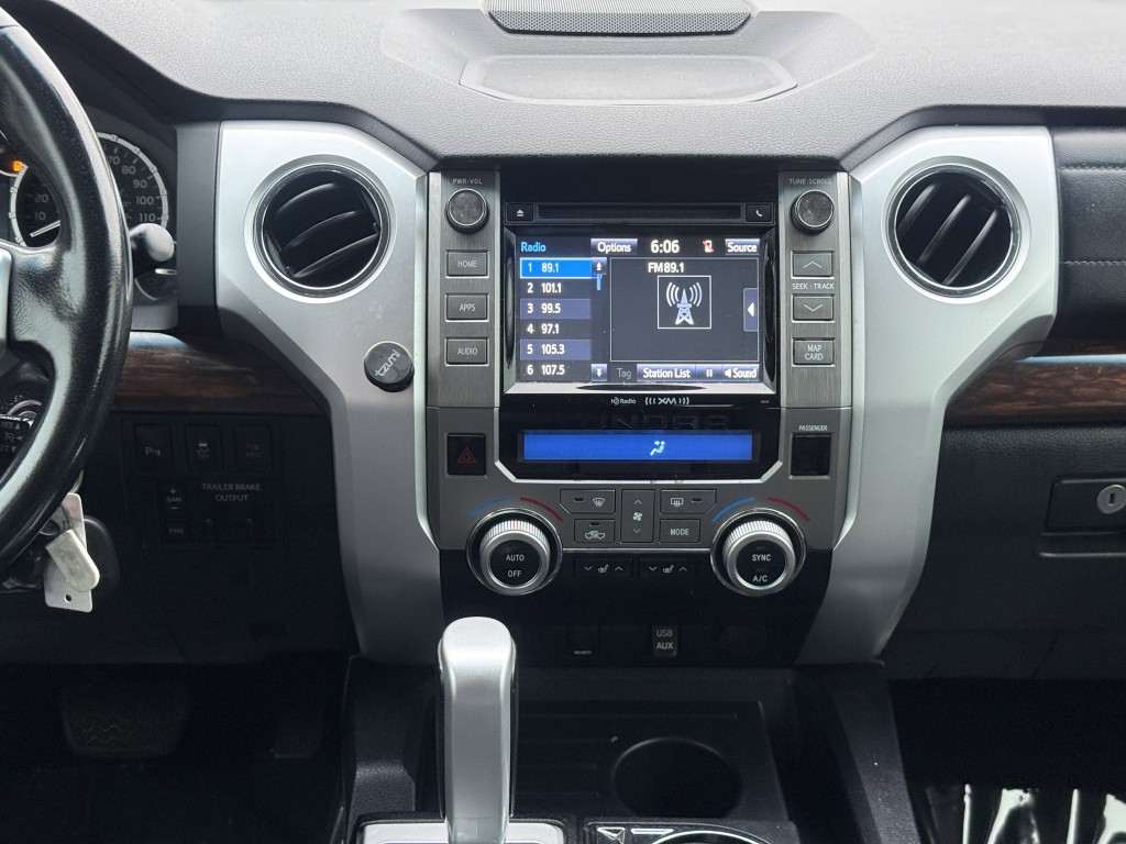 2017 Toyota Tundra Image 21