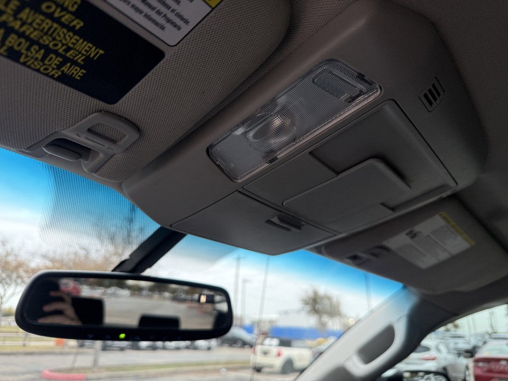 2017 Toyota Tundra Image 28