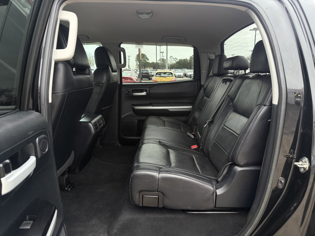 2017 Toyota Tundra Image 30