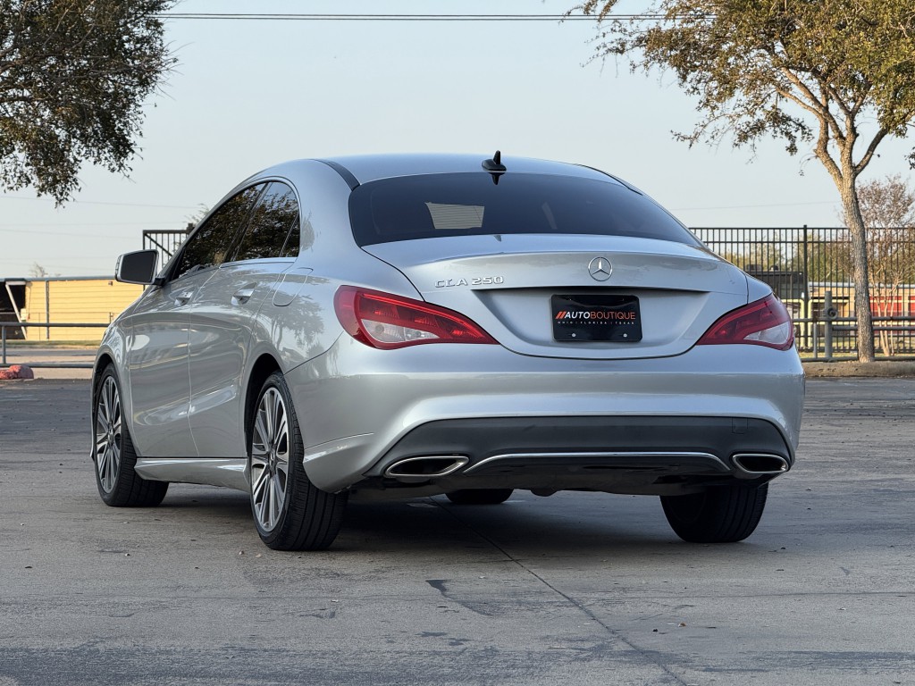 2019 Mercedes-Benz CLA-Class Image 9