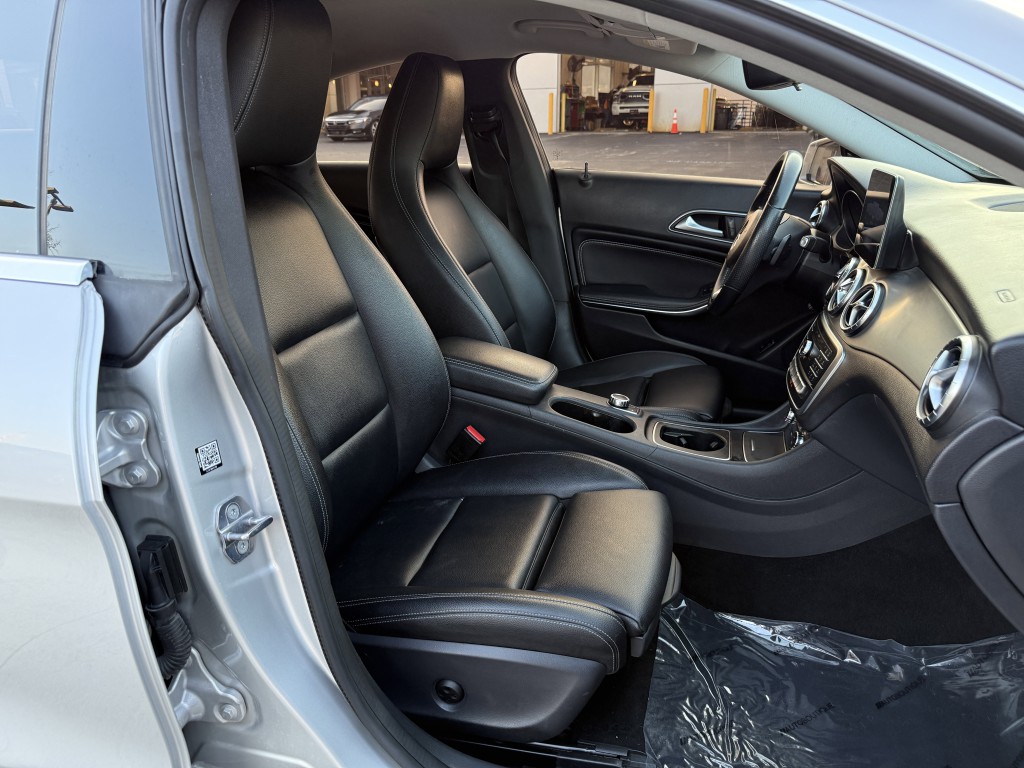2019 Mercedes-Benz CLA-Class Image 28