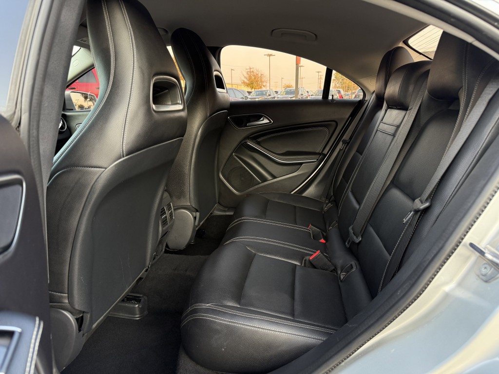 2019 Mercedes-Benz CLA-Class Image 32