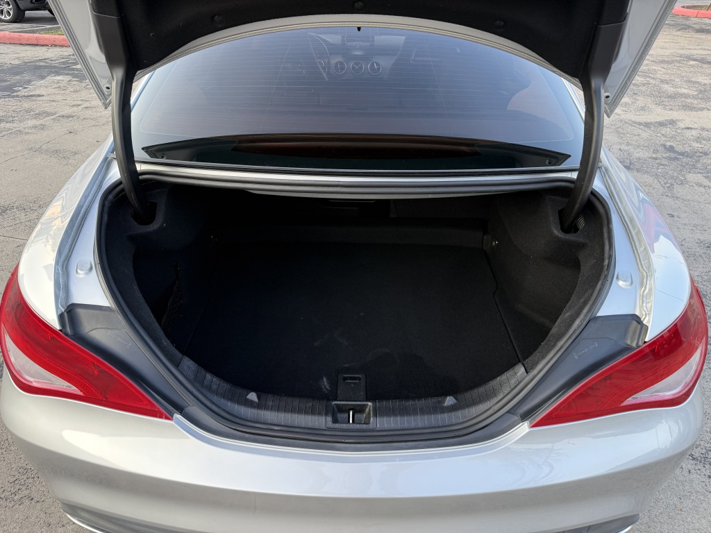 2019 Mercedes-Benz CLA-Class Image 33