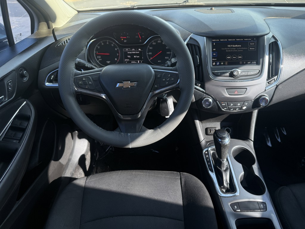 2019 Chevrolet Cruze Image 14