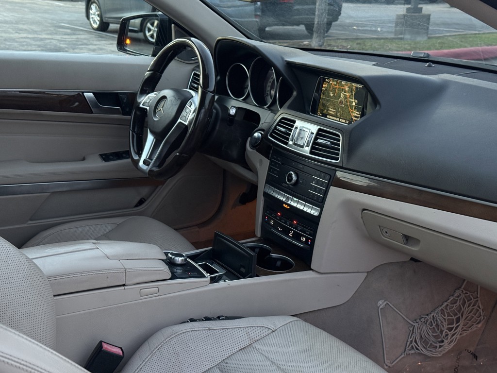 2016 Mercedes-Benz E-Class Image 15