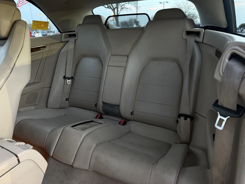 2016 Mercedes-Benz E-Class Image 33