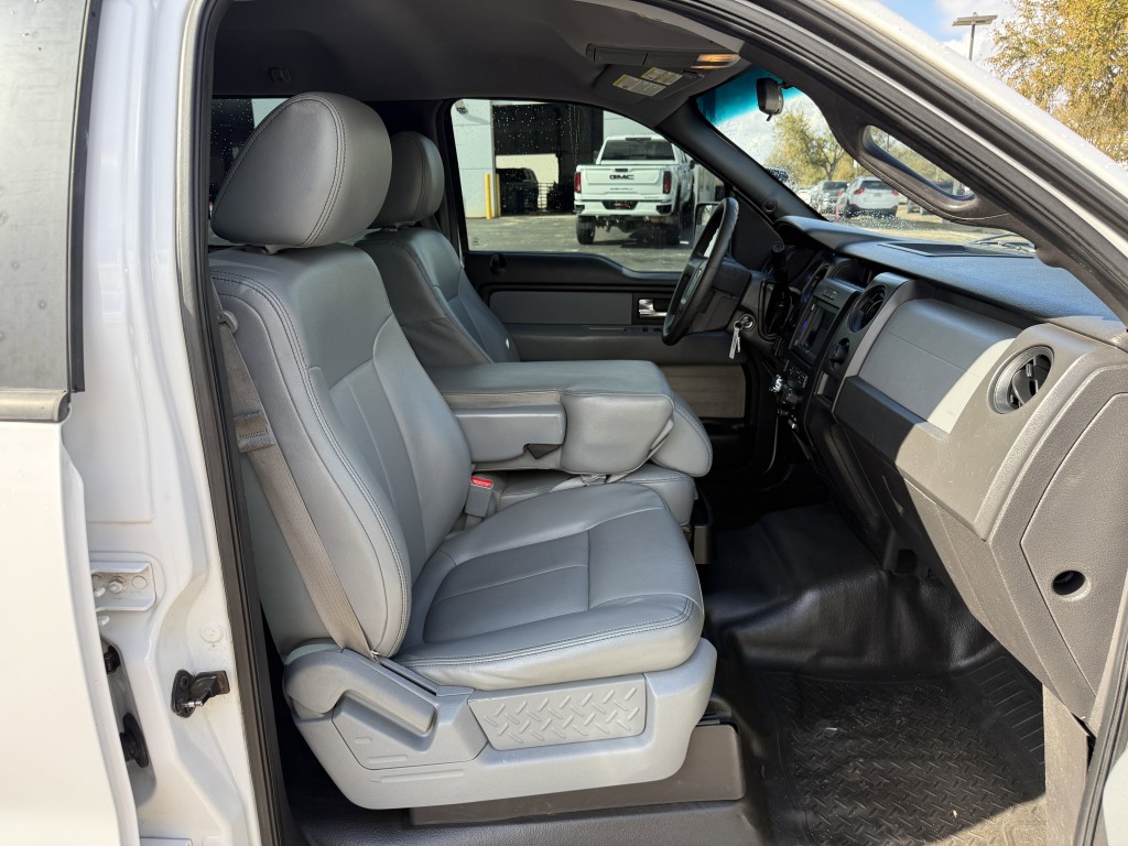 2014 Ford F-150 Image 24