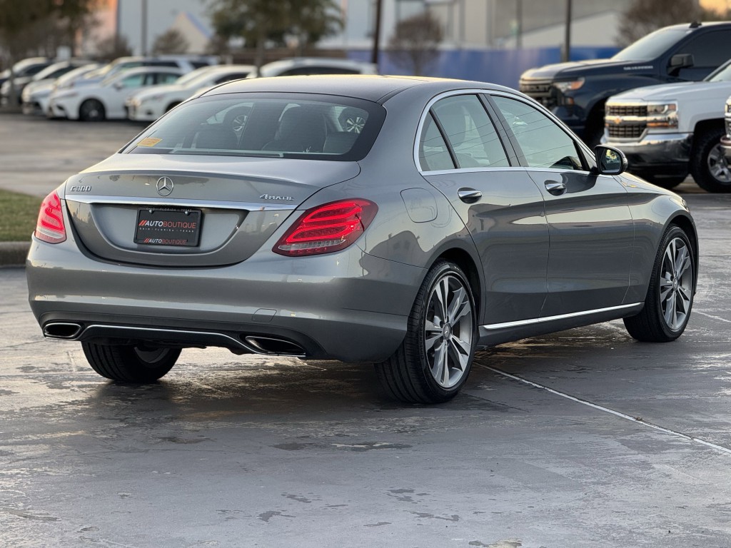 2015 Mercedes-Benz C-Class Image 10