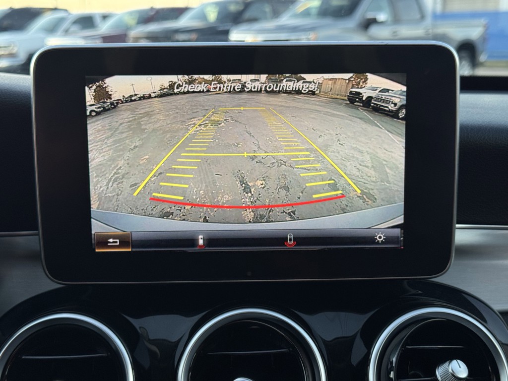 2015 Mercedes-Benz C-Class Image 19