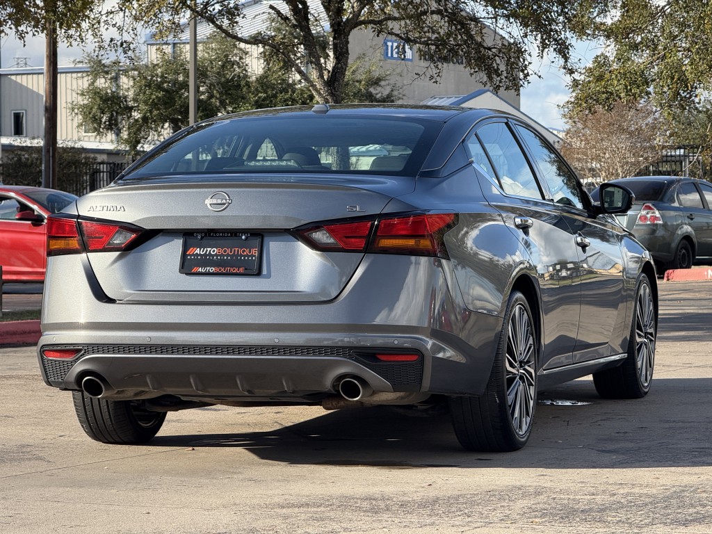 2023 Nissan Altima Image 9