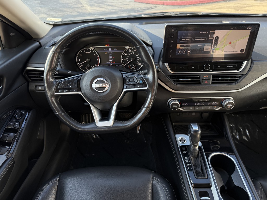 2023 Nissan Altima Image 15