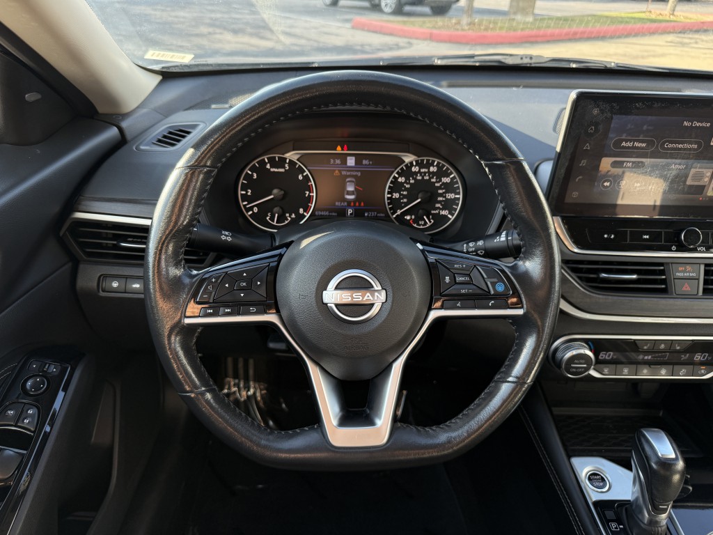 2023 Nissan Altima Image 16