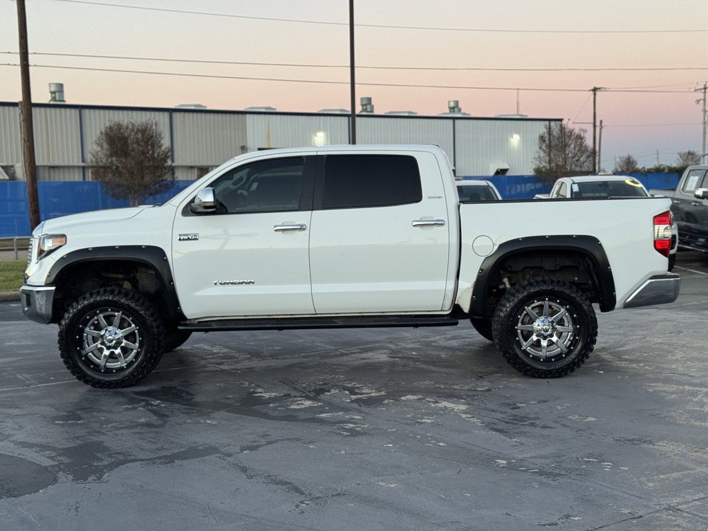 2014 Toyota Tundra Image 11